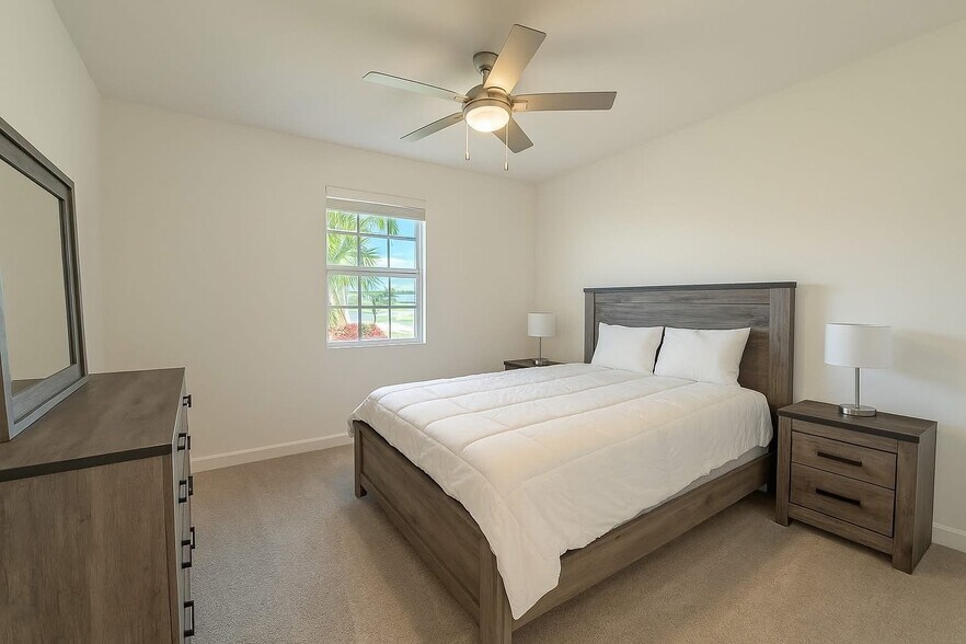 Building Photo - 14406 SW Skye Dr