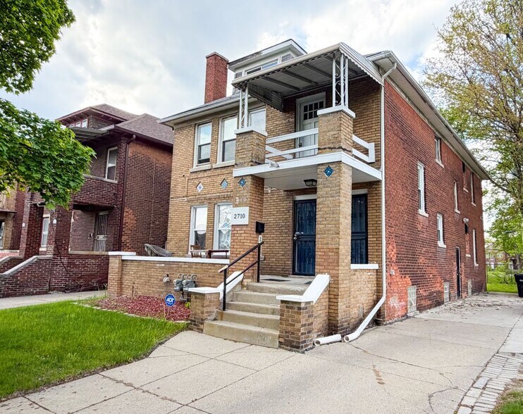 Building Photo - 2710 Clements St