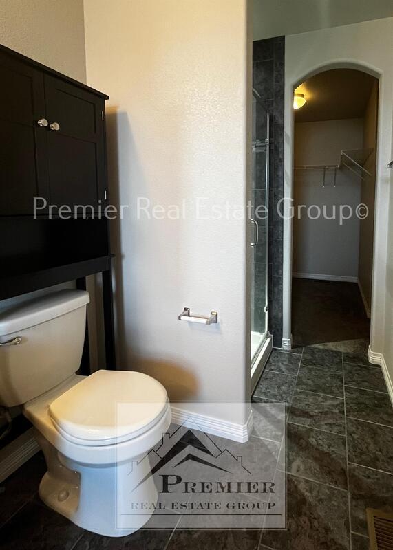 Building Photo - 9694 Silver Stirrup Dr