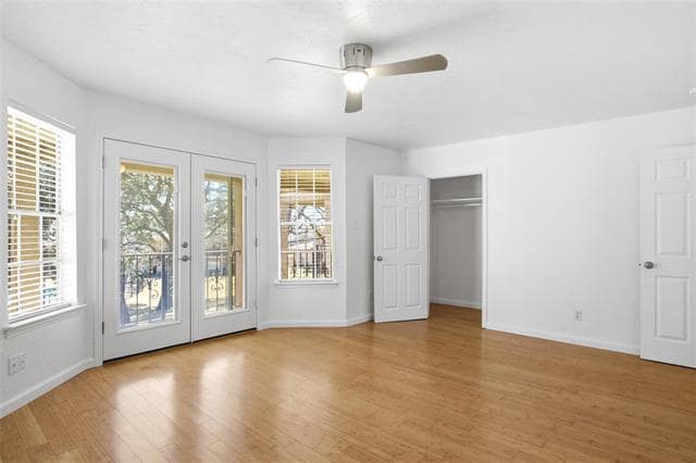 Building Photo - 5810 Marina Dr