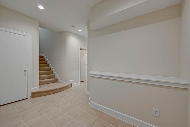 Building Photo - 11609 Main Cypress Dr