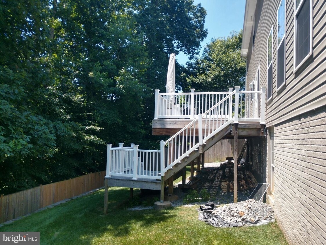 Back Deck - 15200 Chula Pl