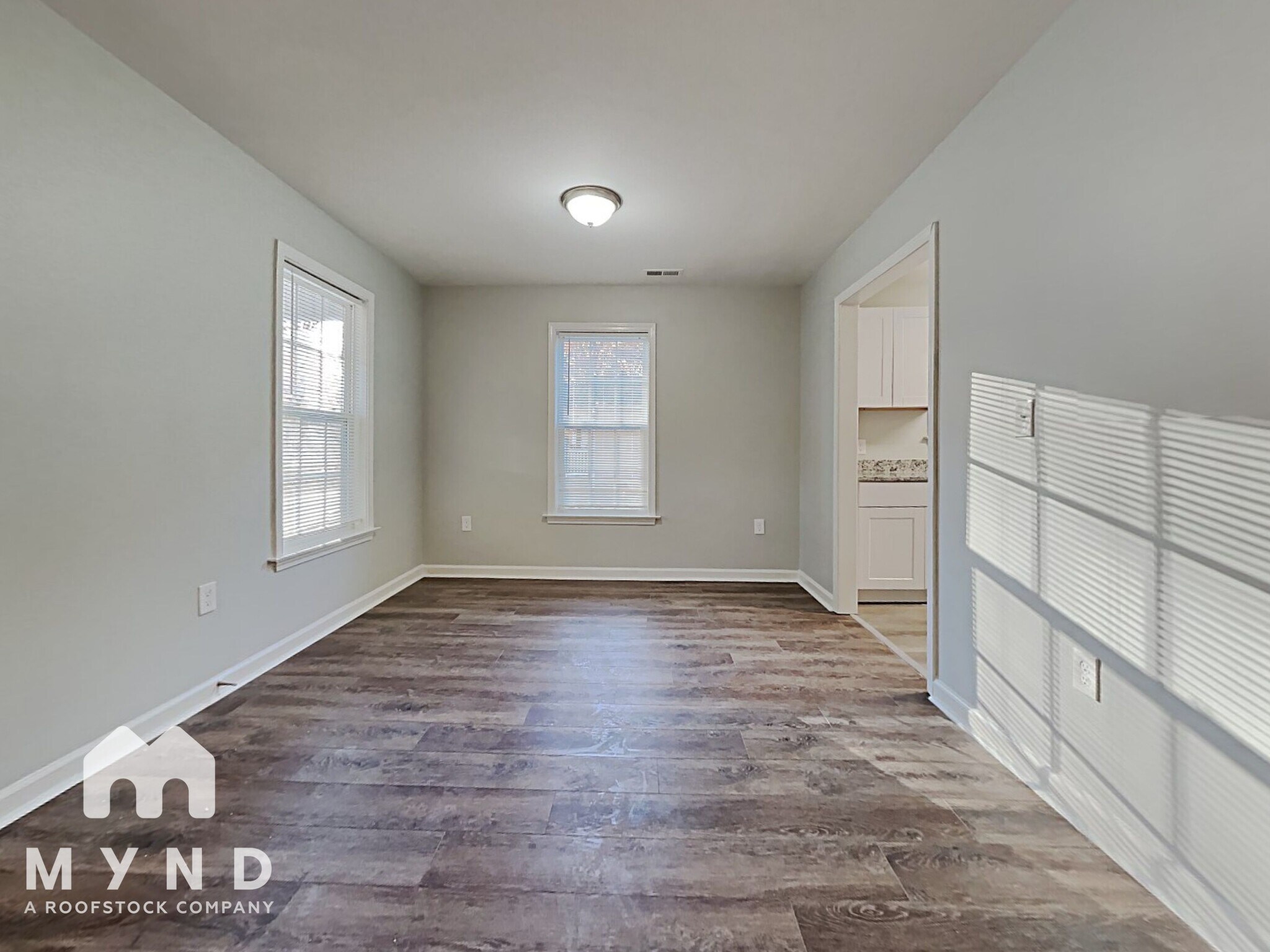 Building Photo - 1334 Reid St