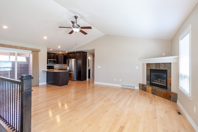 Building Photo - 414 Appletree Lane - 1