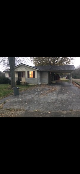 Primary Photo - 105 Wilkerson St