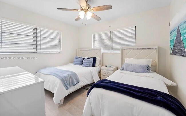 Building Photo - 941 NW 180th Terrace