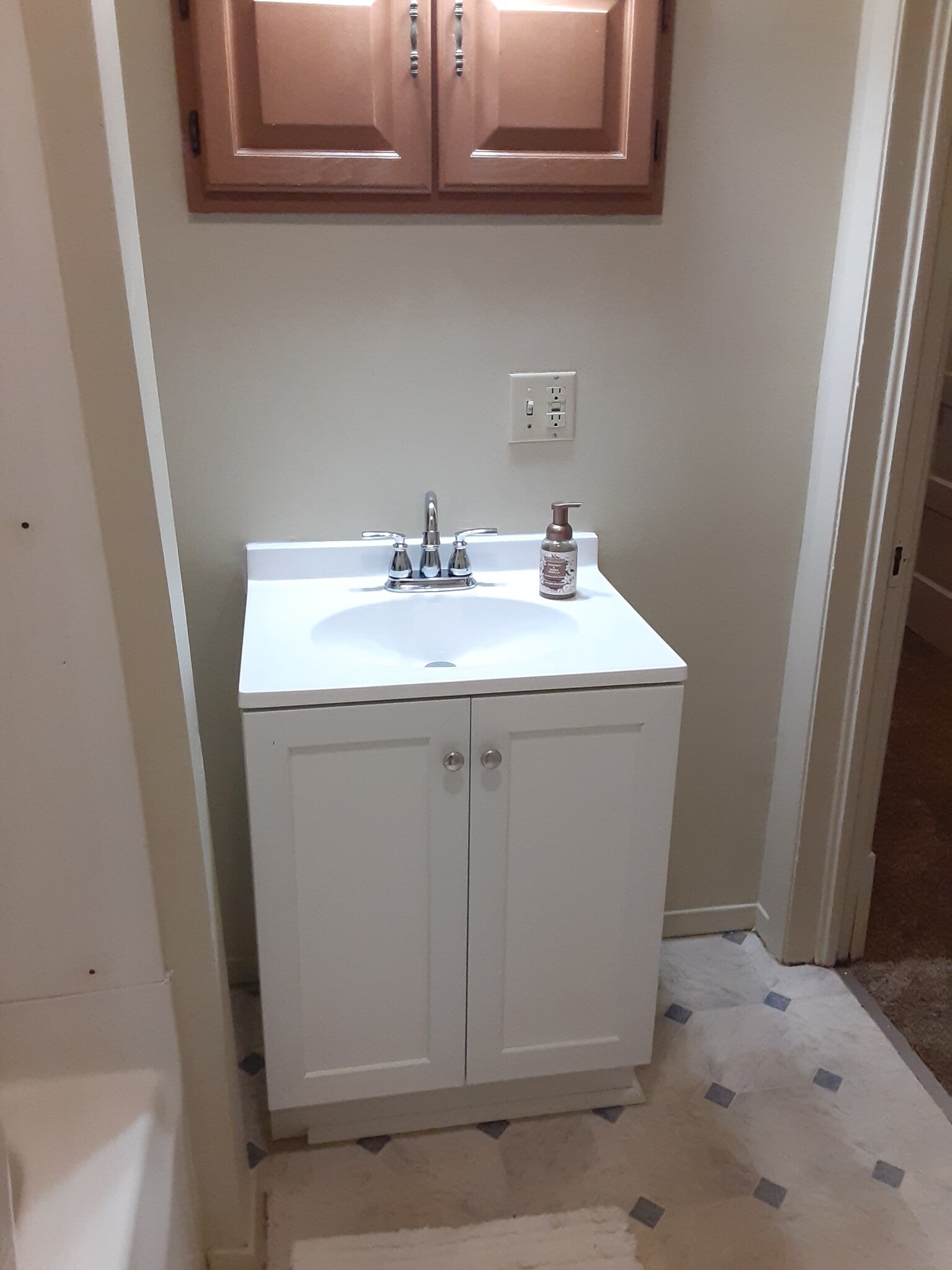 Building Photo - 1801 Cumming Ave