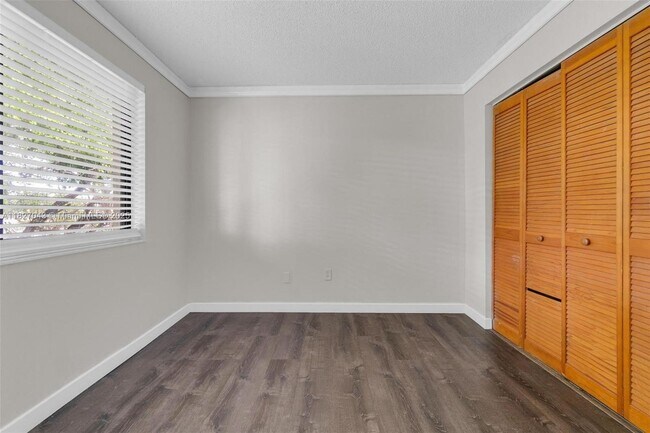 Building Photo - 15348 SW 72nd St