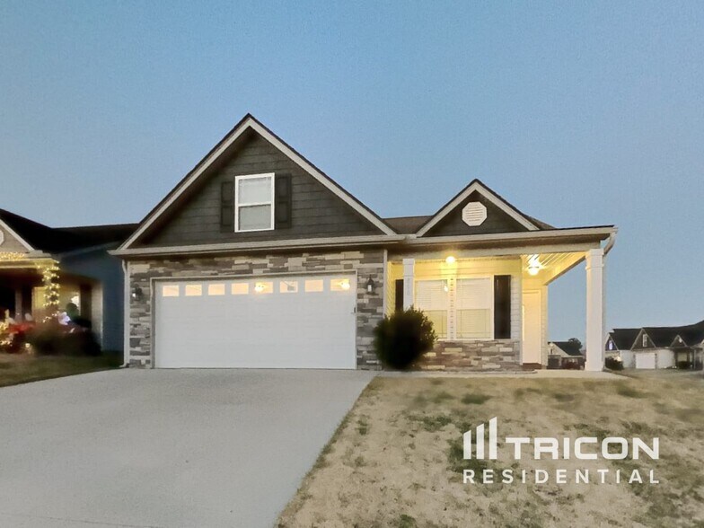 Building Photo - 800 Alley Ridge Dr
