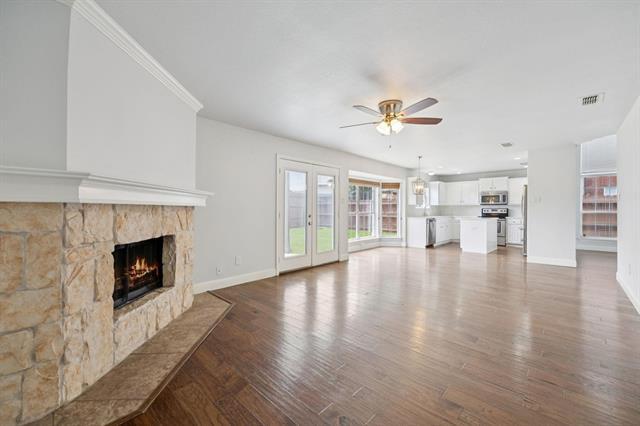 Building Photo - 2138 Stoneridge Dr