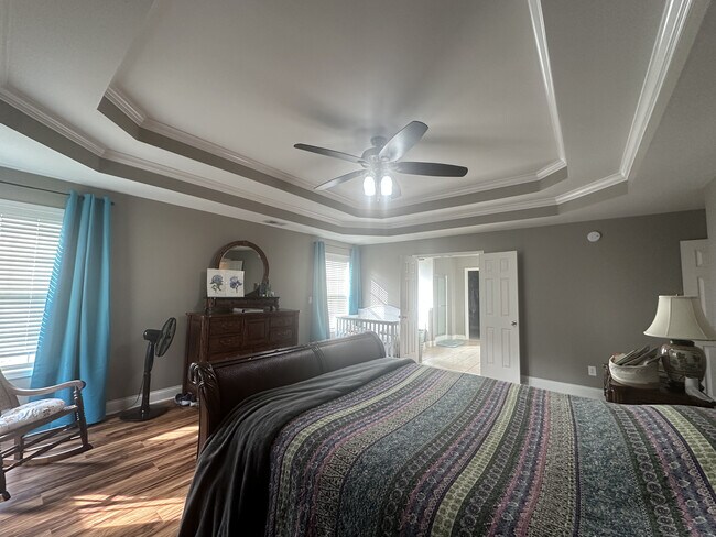 Building Photo - 2424 Calendula Rd