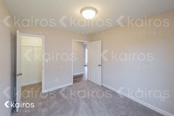 Building Photo - 158 Wexford Way