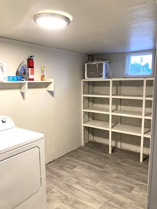 Building Photo - 12 E 400 N