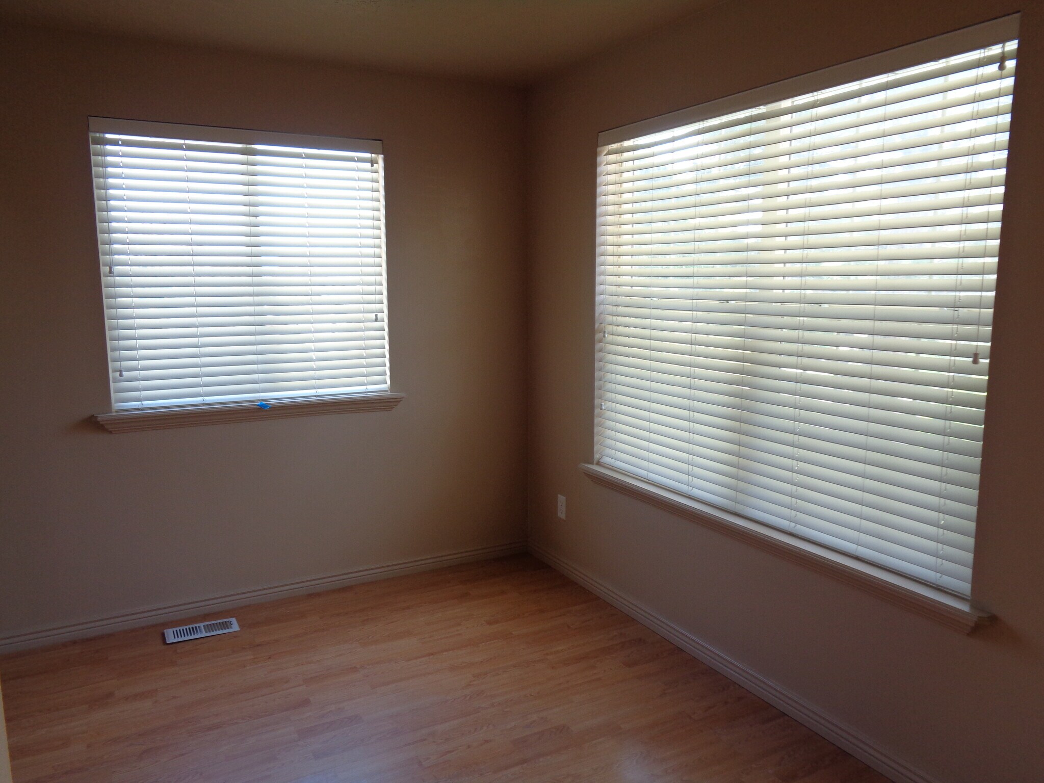 Building Photo - 6758 W Haven Maple Dr