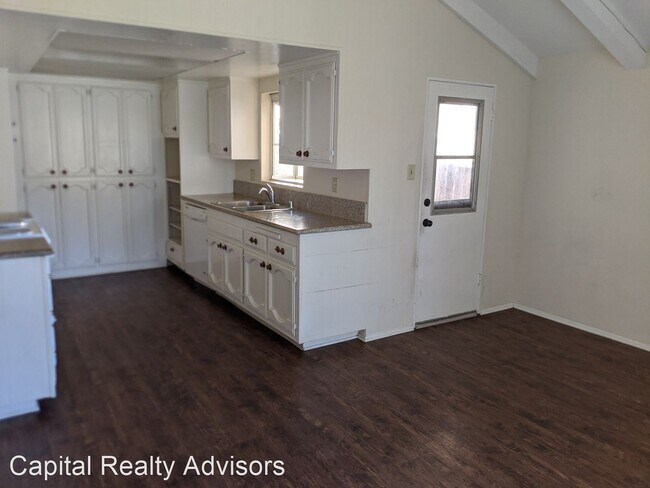 Building Photo - 3 br, 2 bath House - 3671 Howard Avenue