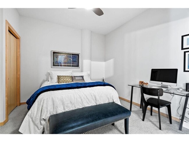 Building Photo - 401 N 2nd St