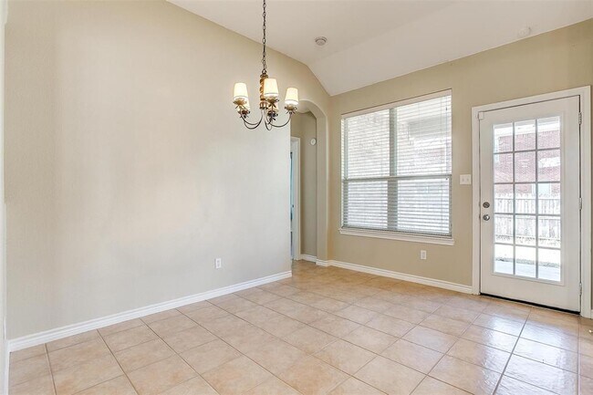 Building Photo - 4244 Summersweet Ln