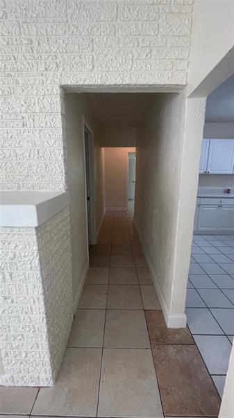 Building Photo - 1519 NW 12th Ct