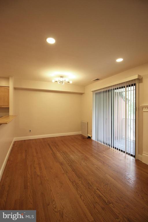 Building Photo - 3946 El Camino Pl