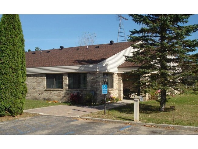 Building Photo - 107 Edgewood St