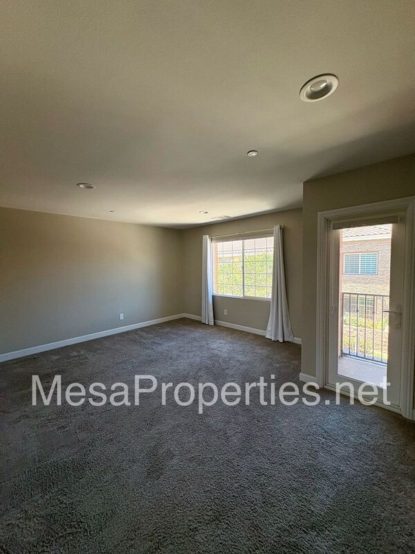 Building Photo - 16408 Valencia Ave