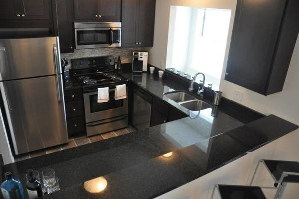 Primary Photo - 2Br/2Ba Remodeled Townhome