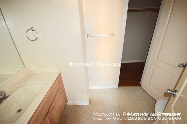 Building Photo - 2900 N J St