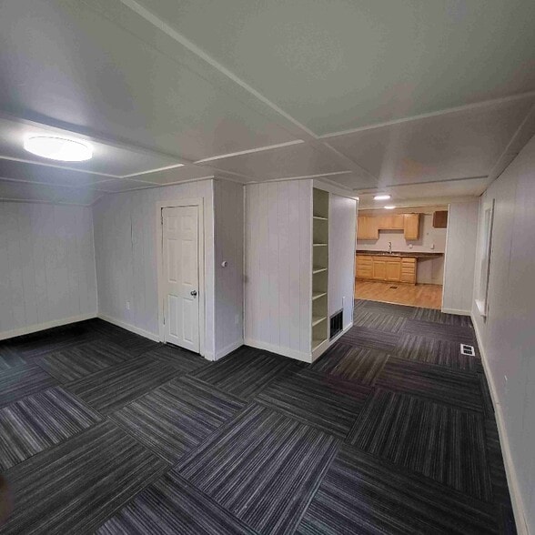 Building Photo - 1218 Vincent Ct