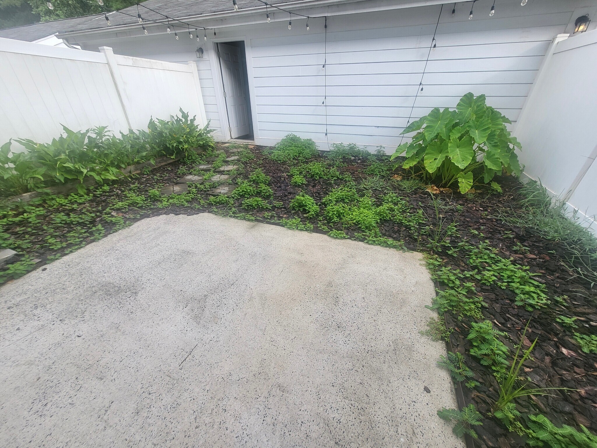 Building Photo - 9817 Longstone Ln