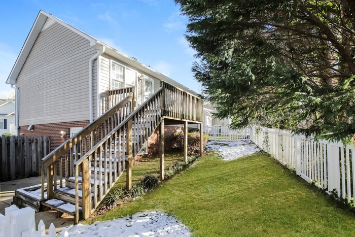 Building Photo - 936 Heatherstone Dr