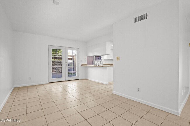 Building Photo - 244 Paso Noble Dr