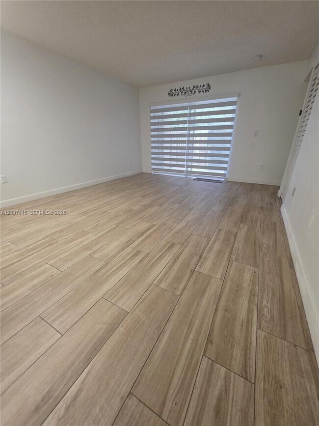 Building Photo - 15711 SW 137th Ave
