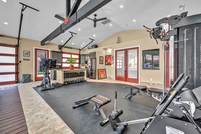 Building Photo - 6015 Stillmeadow Dr