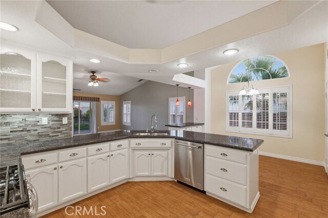 Building Photo - 14780 Butterfly Ct