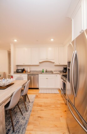 Building Photo - 1008 Tremont St