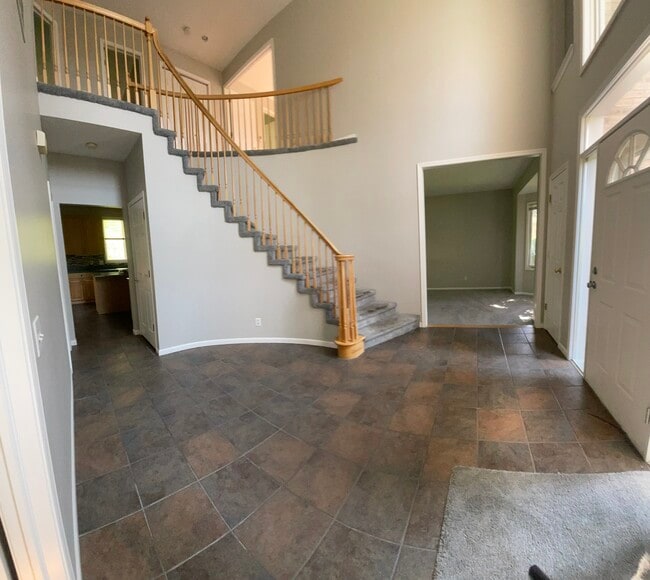 Building Photo - 7824 Watford Dr