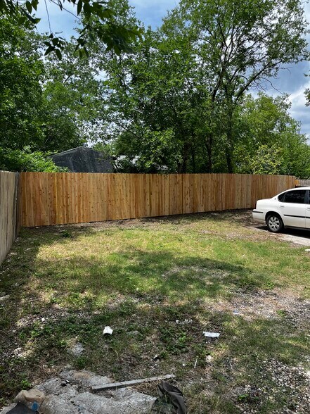 Building Photo - 4021 Culebra Rd
