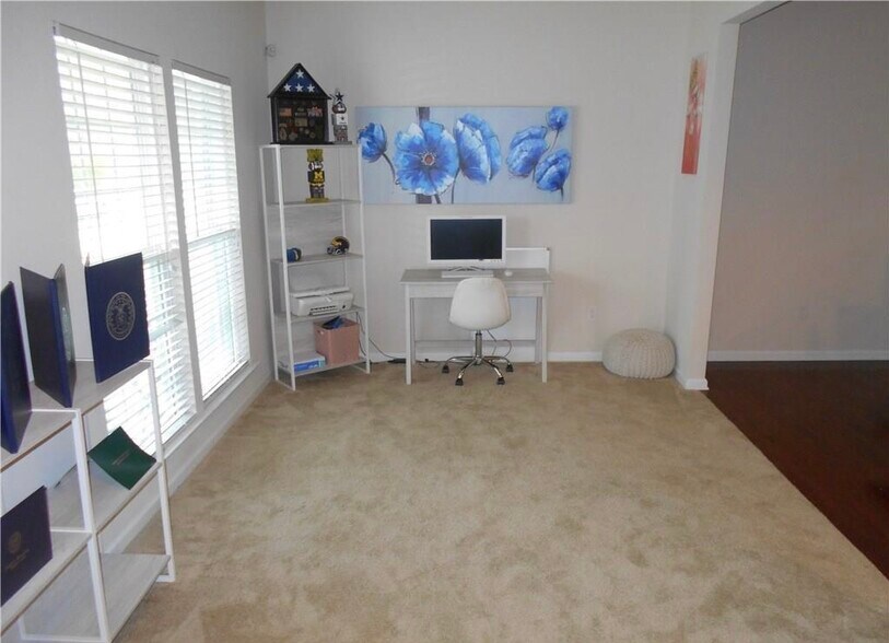 Building Photo - 13420 Harbor Dr