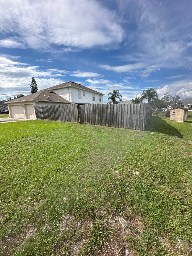 Building Photo - 1301 Fort Smith Blvd
