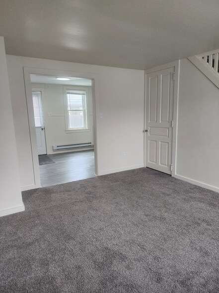 Building Photo - 2213 Lehman St