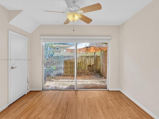 Building Photo - 240 SW 15th Rd