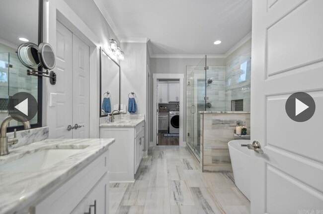 Building Photo - Gorgeous Home in Sherwood