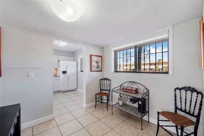 Building Photo - 8415 SW 107th Ave