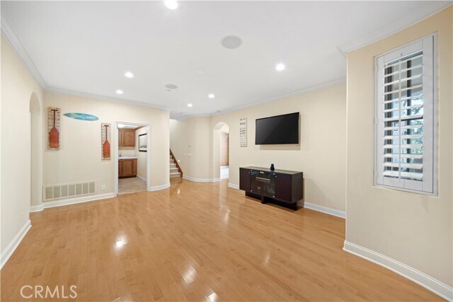 Building Photo - 142 Sidney Bay Dr