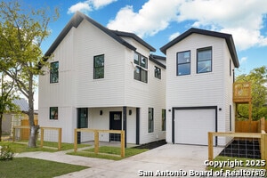 Building Photo - 419 N Mesquite St