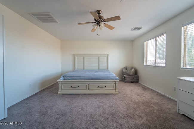 Building Photo - 42592 W Somerset Dr