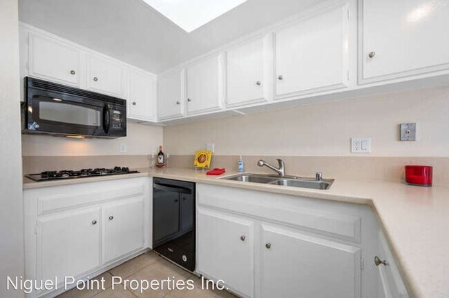 Building Photo - 2 br, 1.5 bath House - 30747 Calle Chueca