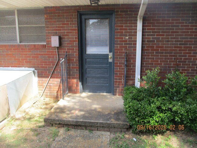 Building Photo - 1519 Palmyra Rd
