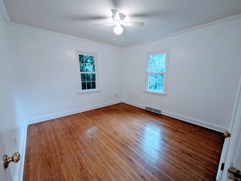 Building Photo - 2832 Jeffers Dr