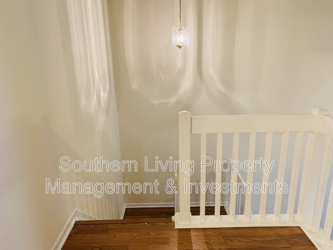 Building Photo - 9436 Elizabeth Townes Ln